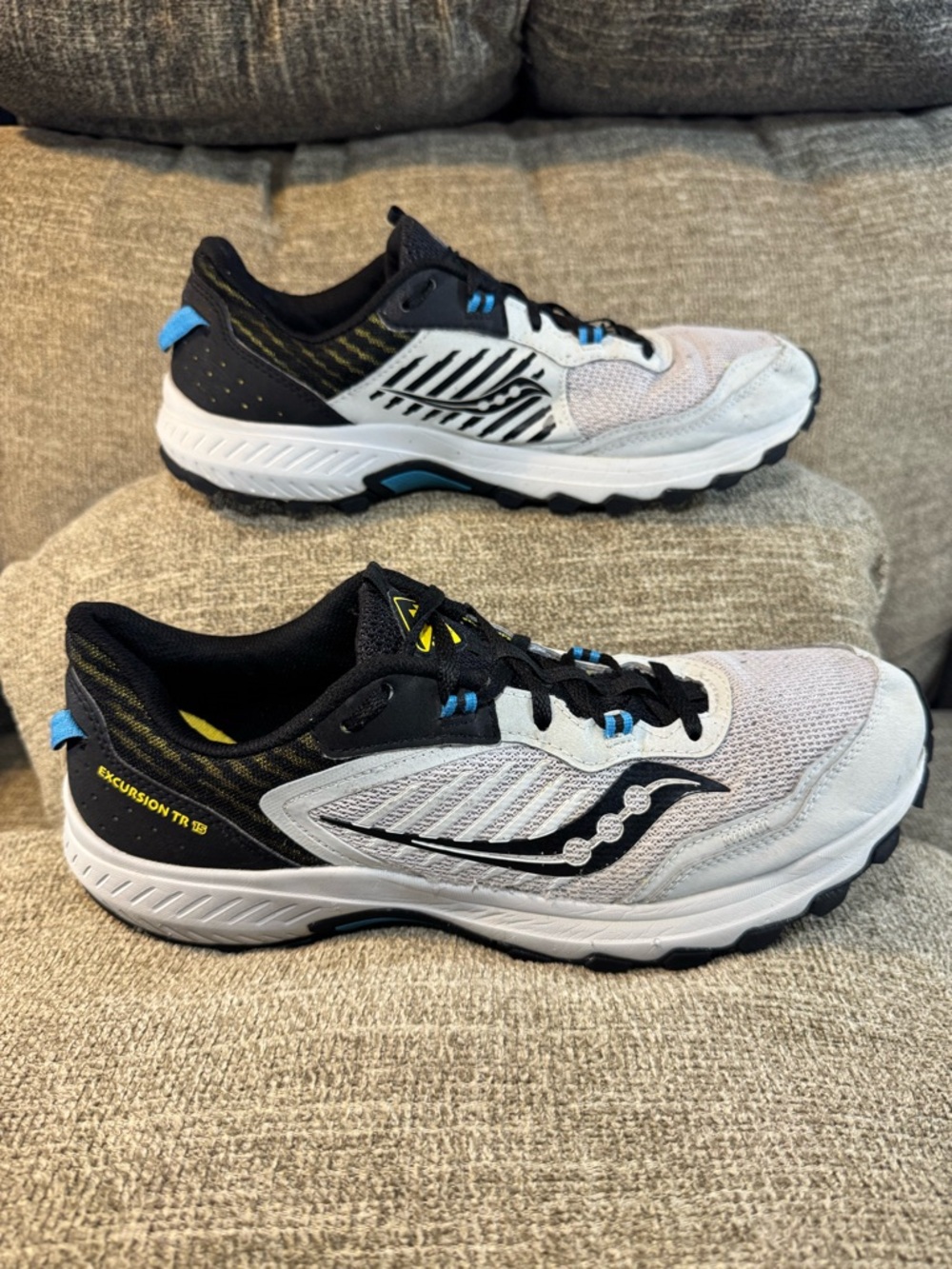 Saucony Excursion TR15 trail running shoes S20668-15 White/Black Size 13